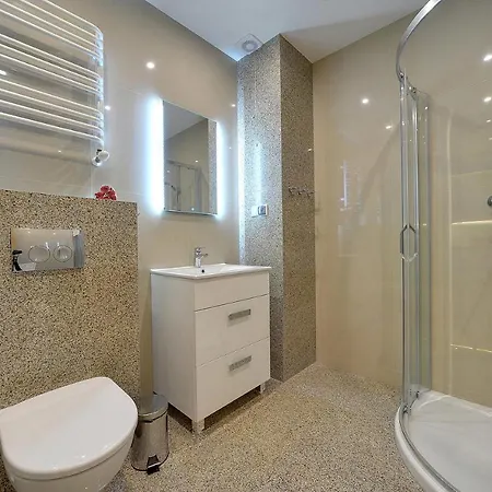 Trevilles - Fit شكلارسكا بوريبا